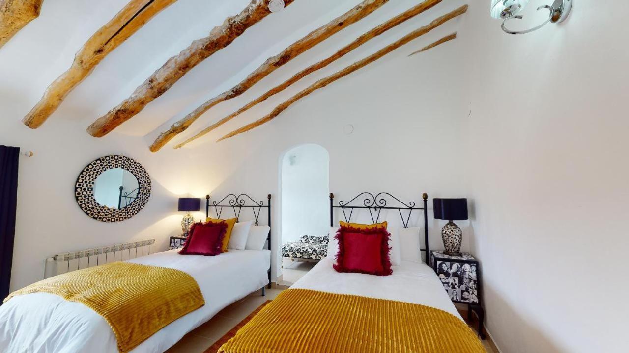 مبيت وإفطار Caniles Casa Lucia المظهر الخارجي الصورة
